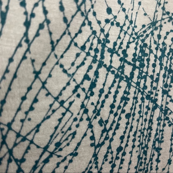 Bubble Tank Top by Anthropologie’s Kimchi & Blue is like new. Size small - Picture 10 of 12